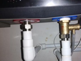 美的6030热水器排污方法是什么？
