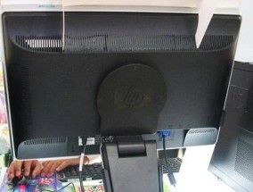 HP显示器音响接口位置在哪里？