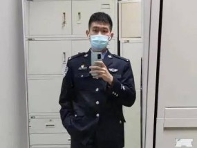 警服拍照时如何正确举手机？拍照技巧有哪些？