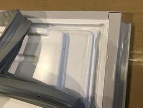 商店冰柜积水处理方法（解决商店冰柜积水问题的有效方法）