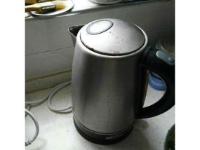 电热水壶没烧开就跳（教你如何快速修理烧水壶）