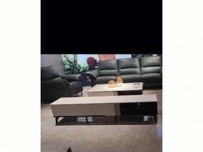 和平精英电视柜电视机开启步骤是什么？操作是否简便？