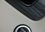 手机车载充电器拆卸方法是什么？拆卸时需要注意什么？