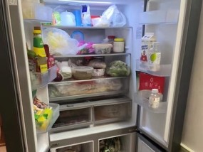 容声冰箱冷藏室显示F2故障解析（容声冰箱冷藏室显示F2故障原因和解决办法）