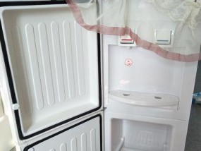用饮水机桶罩自制方法打造环保生活（快速制作饮水机桶罩）