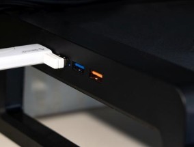 解析显示器支架接口凹陷的原因及解决方法（探究显示器支架接口凹陷的成因）