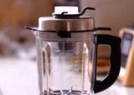 破壁机杯漏水解决方法（轻松应对破壁机杯漏水困扰）