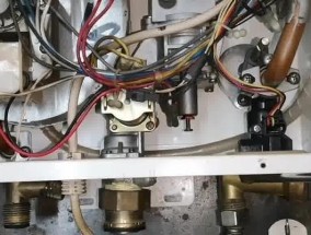 万和热水器E3故障排除指南（解决热水器E3故障的有效方法）