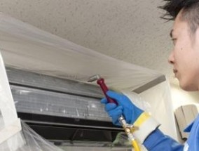 解决空调房异味的实用方法（清除空调房异味的有效措施及注意事项）