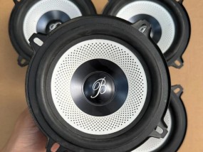 热爱汽车音响的性能如何？安装后音质提升明显吗？