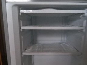 冰箱冷藏孔堵了怎么办（解决冰箱冷藏孔堵塞问题的有效方法）
