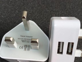 德质智能锁充电器的标准电压是多少？充电时需要注意什么？