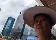 女子外卖代送被大妈抢单，手臂被掐伤！是个惯犯，年纪大管不了