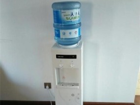 如何修理饮水机压力罐（解决饮水机压力罐损坏问题的有效方法）