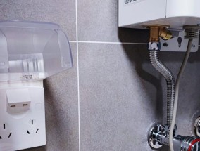 热水器排水方法及注意事项（轻松解决热水器内部水排空问题）