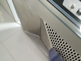 油烟机管道没开就响怎么办（解决油烟机管道响声问题的有效方法）