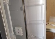 容声冰箱外壳损坏的修复方法（解决容声冰箱外壳损坏问题的实用技巧）