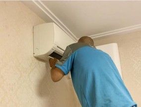 解决空调滴水的小妙招（实用技巧帮你消除空调滴水的烦恼）