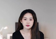 电视自动黑屏的原因分析（探寻电视黑屏现象的背后问题）