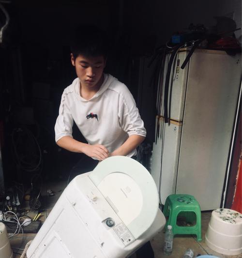 以惠达马桶水箱浮球阀作用马桶浮球阀拆卸维修方法  第1张