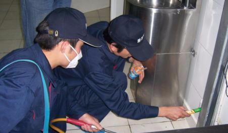 如何清洗二手油烟机的内部（简单、有效的清洗方法与步骤）  第2张