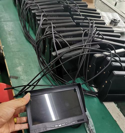 7寸高清显示器的接线方法及注意事项（高清显示器的正确接线方式及常见问题解决方案）  第1张