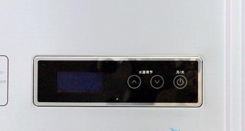 解决万家乐燃气热水器故障E4的有效方法（万家乐热水器故障E4的处理步骤以及注意事项）  第2张
