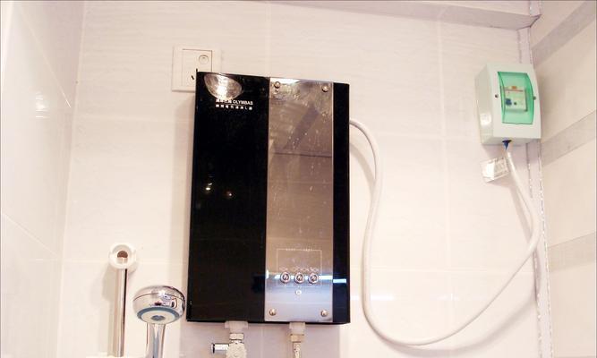 热水器排水方法及注意事项（轻松解决热水器内部水排空问题）  第2张