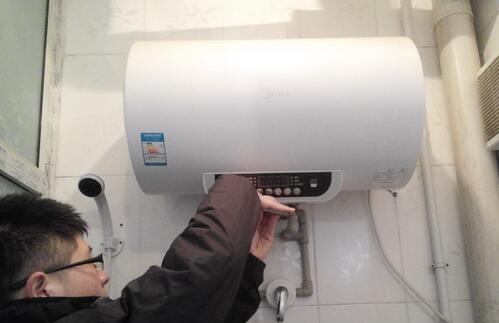 热水器排水方法及注意事项（轻松解决热水器内部水排空问题）  第3张
