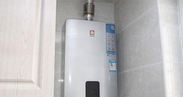 厨房热水器短路起火的危险与应对（保护家庭安全）  第2张