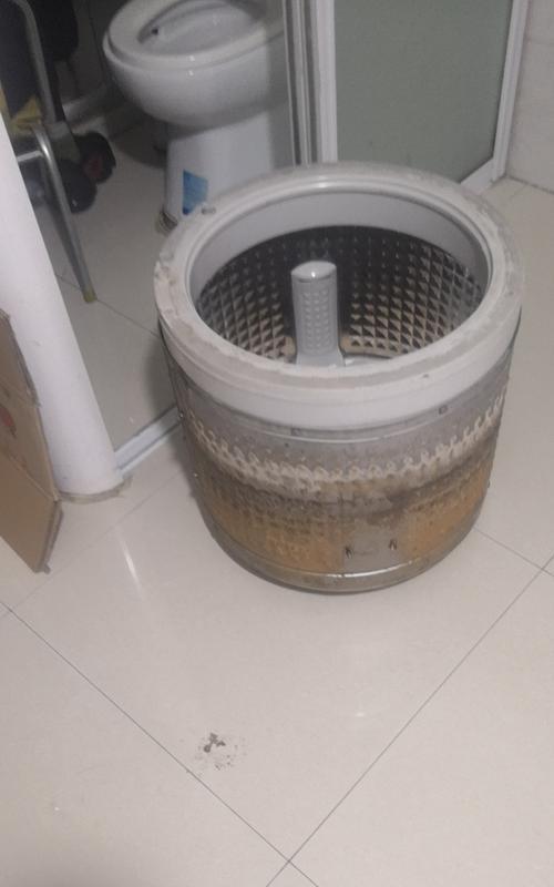 如何解决洗衣机清洗不甩干的问题（掌握这几招）  第1张