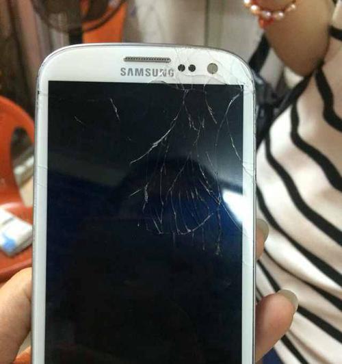 为什么手机用久了摄像头不清晰？如何保养？  第1张