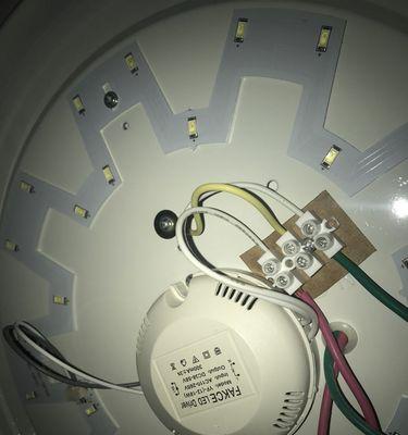 电脑灯挂灯音箱接线方法是什么？接线时应注意哪些问题？  第2张