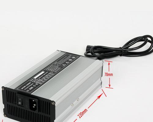 充电器12V4代表什么？它适用于哪些设备？  第2张
