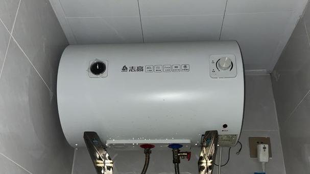 浴室热水器插头的防水措施有哪些？如何确保安全使用？  第1张