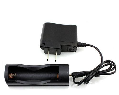 头灯充电器型号320是什么？如何正确使用？  第3张