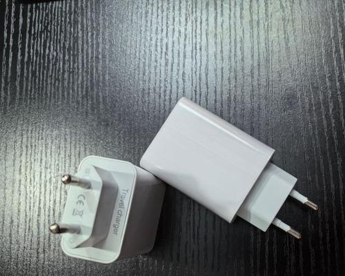 4个头的充电器叫什么？这种充电器的特点是什么？  第3张
