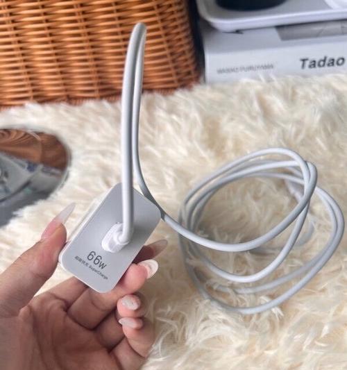 P30手机兼容哪些充电器？如何选择合适的充电器？  第2张