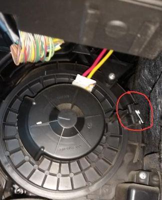 电脑朱雀电源拆卸方法是什么？拆卸过程中应避免哪些问题？  第3张