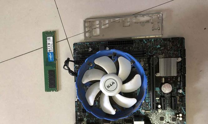 电脑拆显卡主板怎么拆的？拆卸步骤和注意事项是什么？  第2张