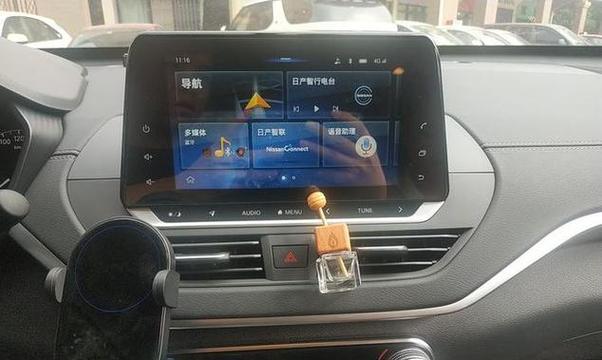 天籁显示屏左侧功能是什么？  第2张