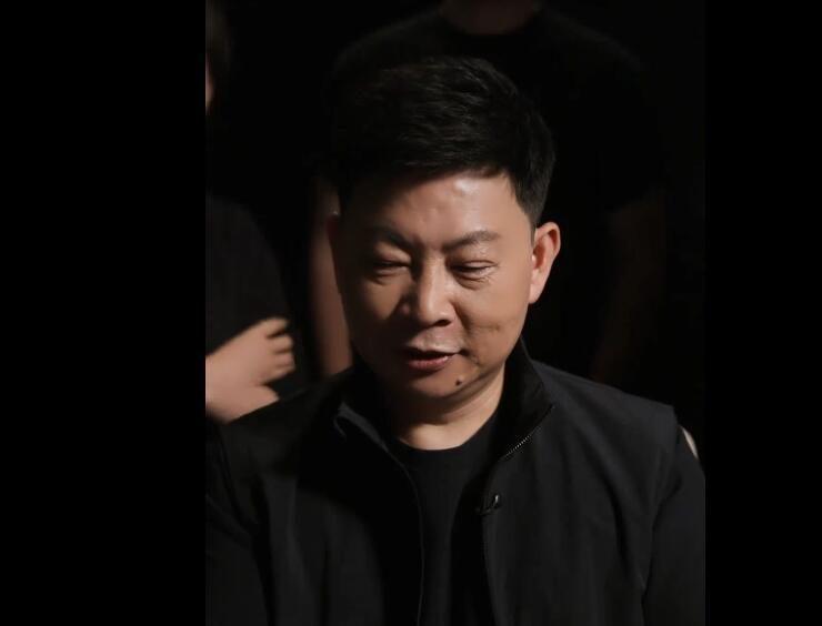 被黄仁勋点赞！最便宜的华为旗舰新机来了：人人买得起  第2张