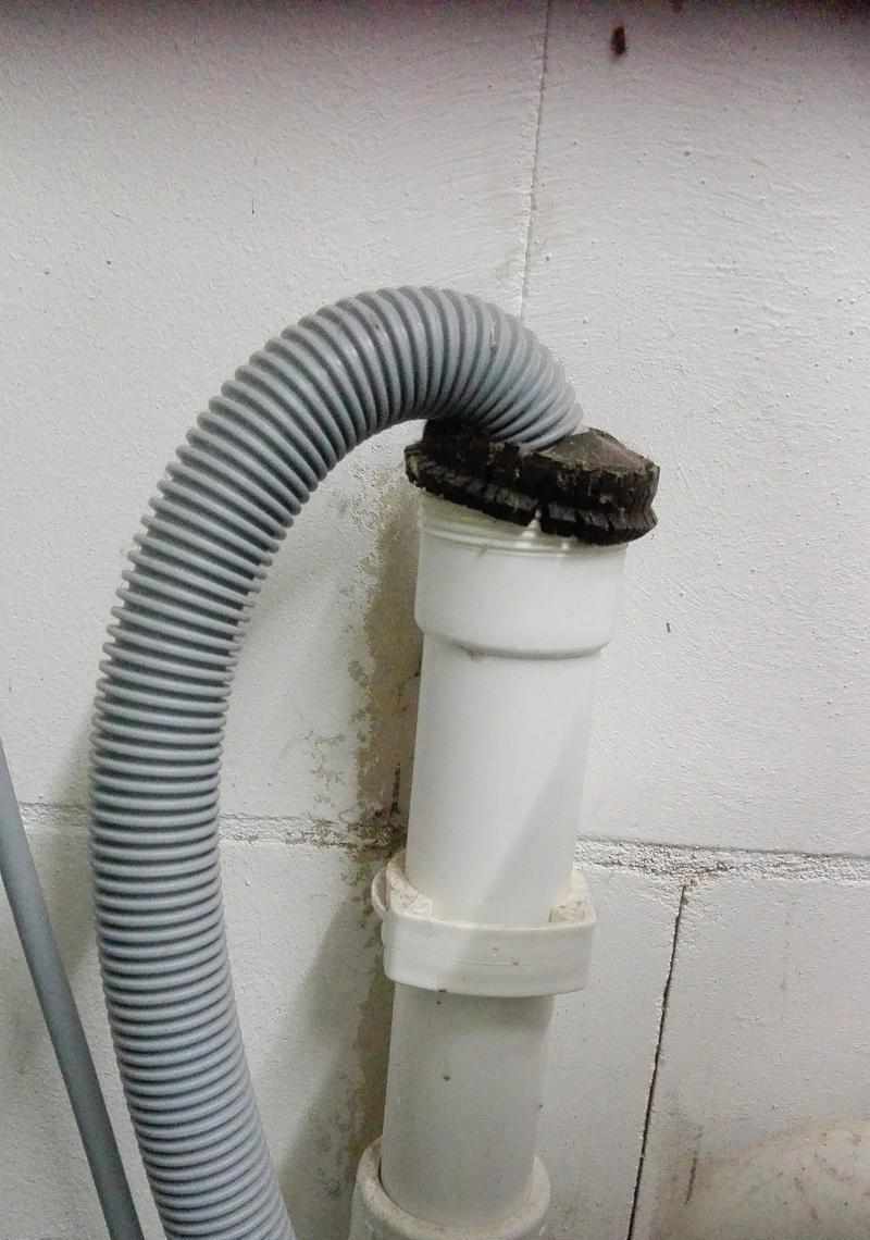 如何解决滚筒洗衣机难排水问题？（排水问题困扰你？别担心，这里有解决方案！）  第1张