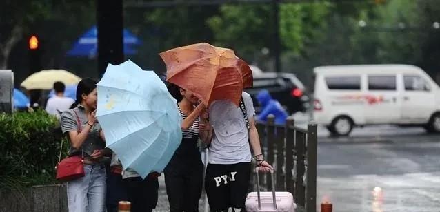 注意！广西今起三天雨水频繁，局地暴雨雷电大风出门请留心  第8张
