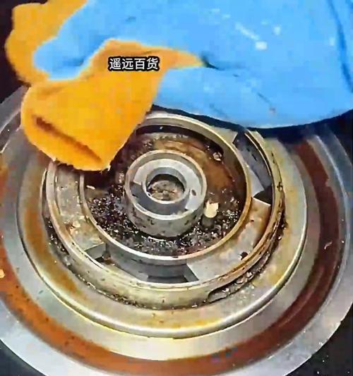 如何正确清洗以火碱油烟机（掌握清洗技巧）  第2张