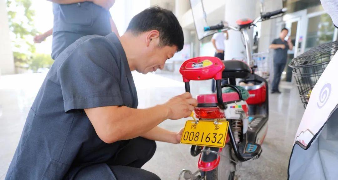 9月1日起，电动车、摩托车、三四轮车上路“4必查”，处罚明确了  第3张