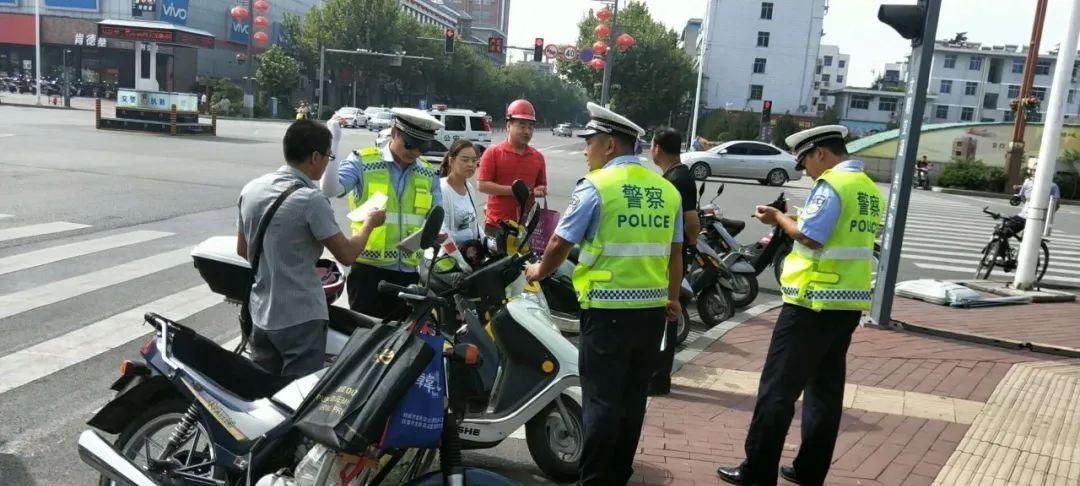9月1日起，电动车、摩托车、三四轮车上路“4必查”，处罚明确了  第4张