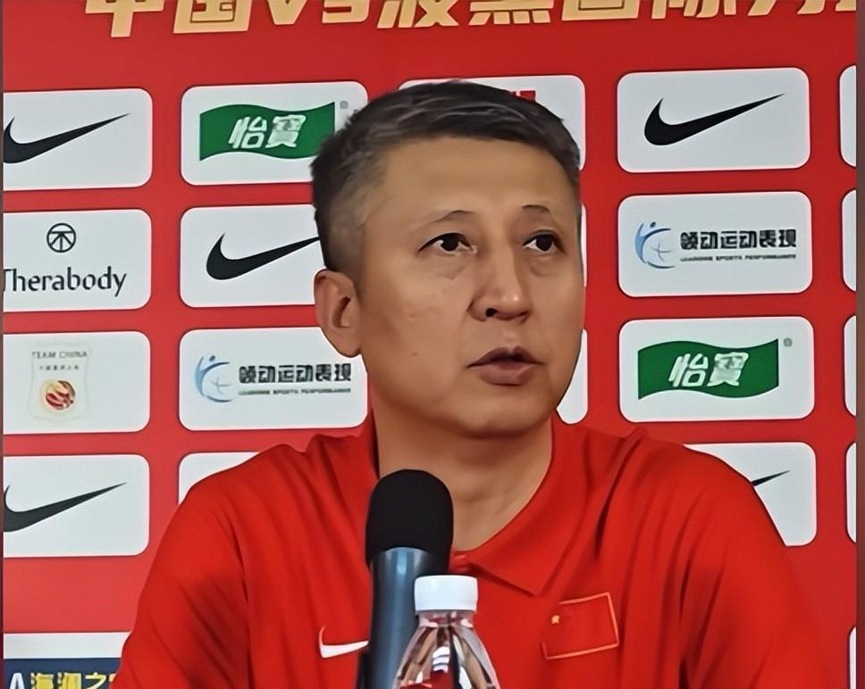 实话实说，中国男篮史上能力差劲的主力球员，莫过于以下这四位  第13张