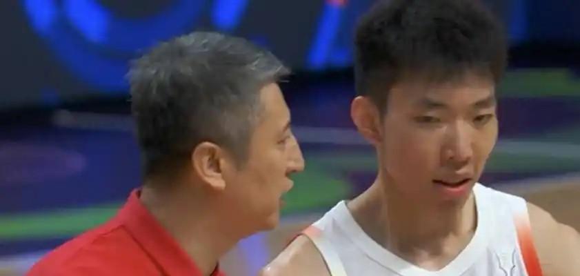 实话实说，中国男篮史上能力差劲的主力球员，莫过于以下这四位  第12张