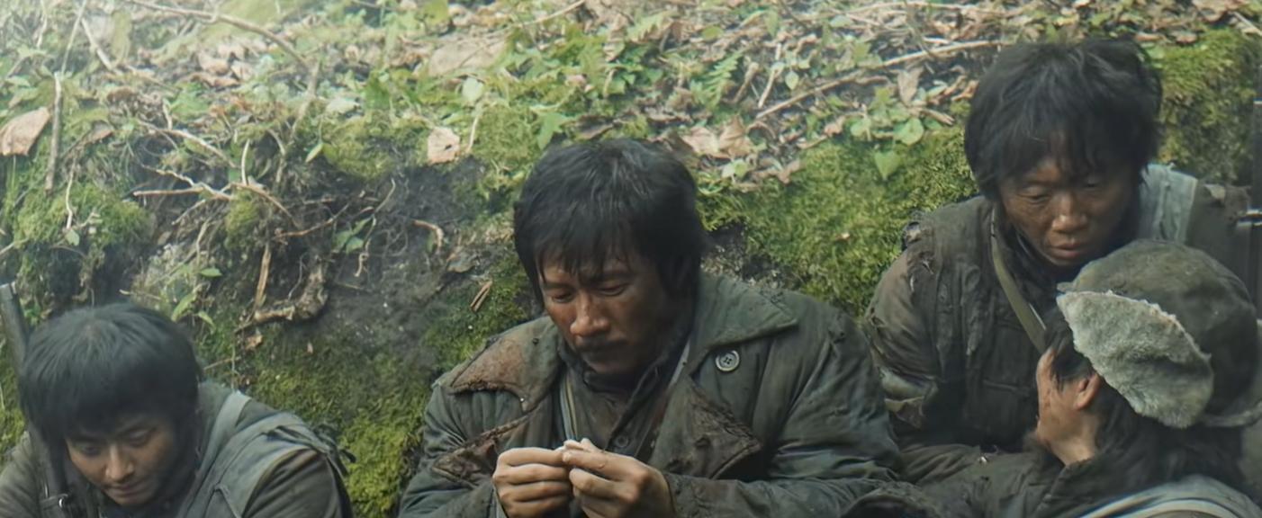 央视《归队》遭痛批？网友：年代剧要接地气，但绝不是“接地府”  第8张
